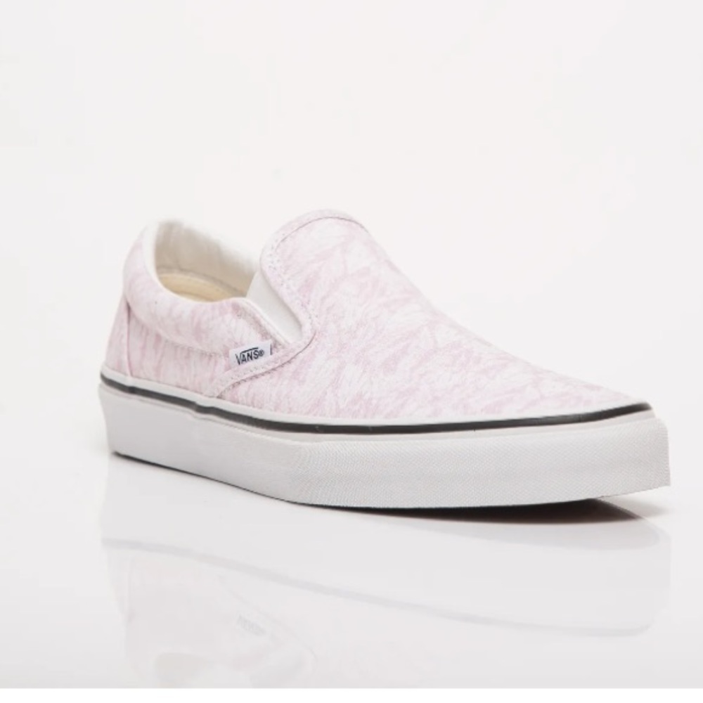 NEW-Vans Classic slip-on washes Cradle pink/white womens size 7.5